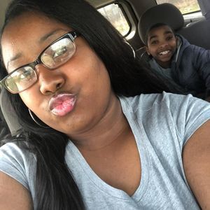 Meet your Posher, Sharnice